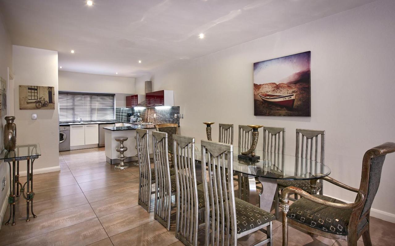Dynasty Forest Sandown Serviced Apartments & Self Catering Hotel Йоханнесбург Экстерьер фото