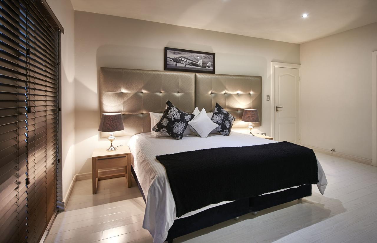 Dynasty Forest Sandown Serviced Apartments & Self Catering Hotel Йоханнесбург Экстерьер фото