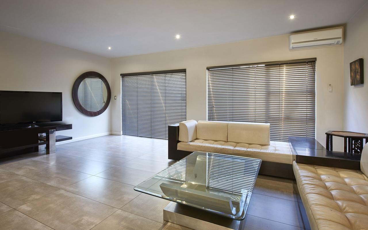 Dynasty Forest Sandown Serviced Apartments & Self Catering Hotel Йоханнесбург Экстерьер фото